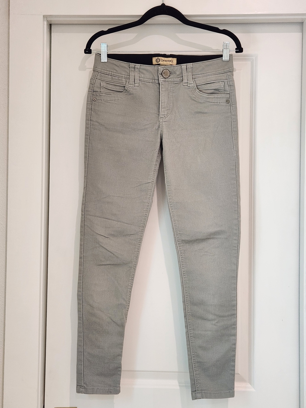 Democracy Ab Technology Slim Stretch Skinny Jeans in Light Gray Size 2